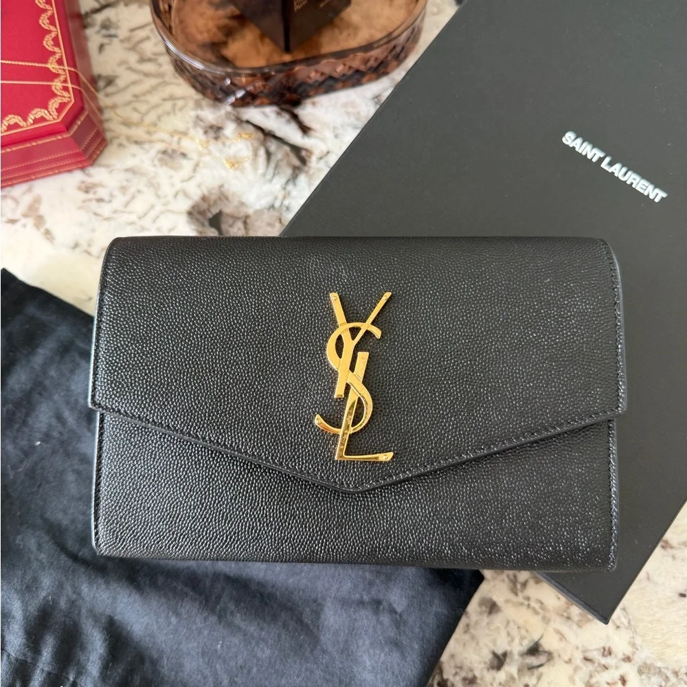 Yves Saint Laurent Uptown Wallet On Chain - Picture 2 of 7